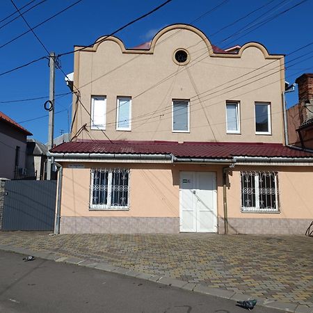 Apartments Domovik On Beregovskaya 3 موكاشيفه المظهر الخارجي الصورة
